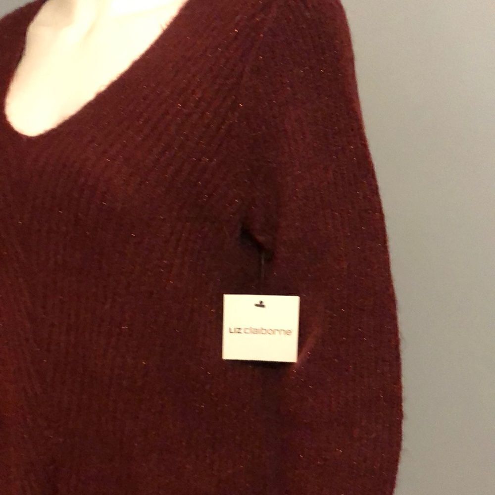 NWT Liz Claiborne V Neck Sweater - Picture 2 of 5
